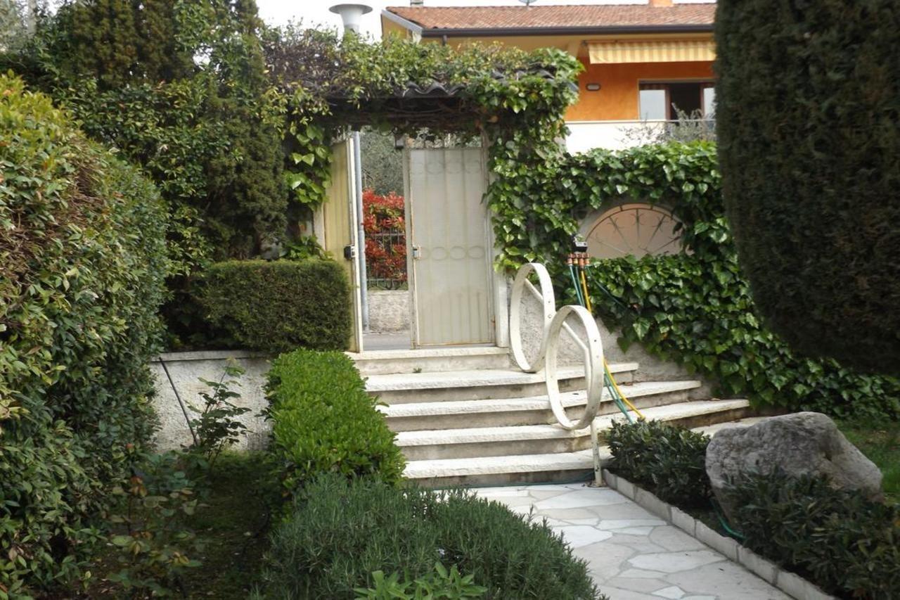 Casa Beretta Lägenhet Garda  Exteriör bild